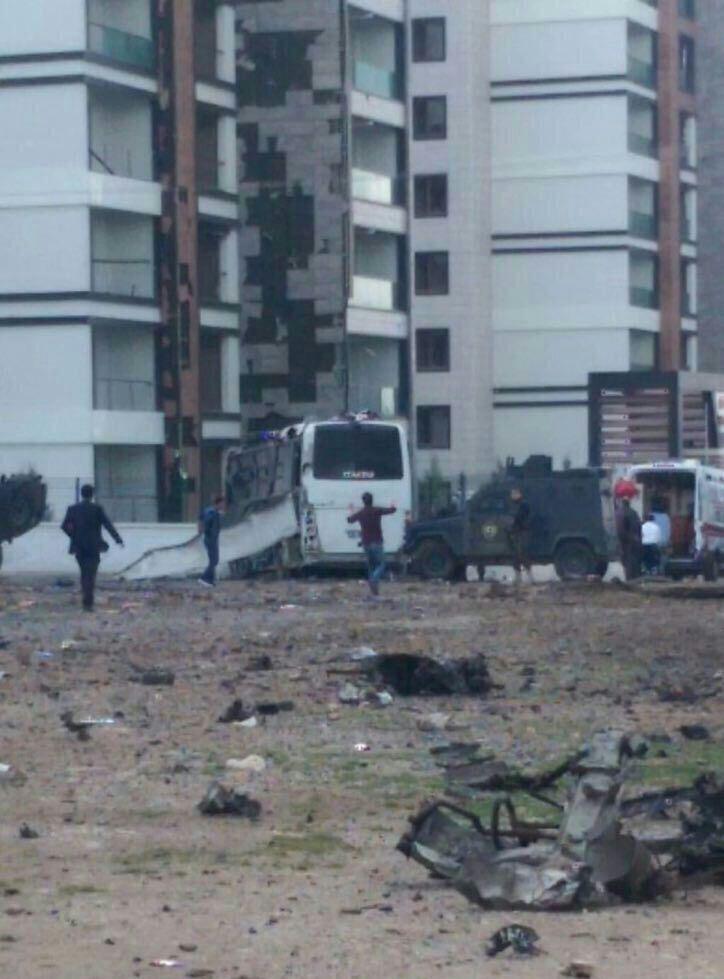 7 زخمی در انفجار بزرگ دیاربکر ترکیه+تصاویر