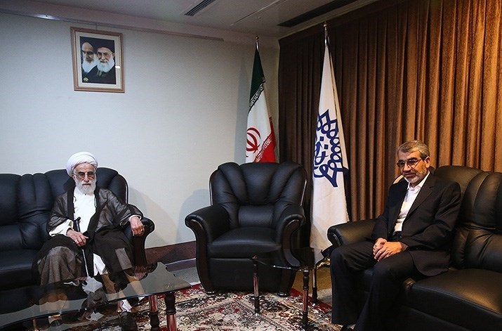 تفاوت نظر سخنگو با آیتالله جنتی/از شورای نگهبان «اصرار» از مجلس «انكار» تفاوت نظر سخنگو با آیتالله جنتی/از شورای نگهبان «اصرار» از مجلس «انكار»