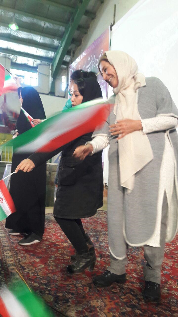 فاطمه معتمدآریا و هنرمندان دیگری که کودکان زلزله زده را شاد کردند+تصاویر فاطمه معتمدآریا و هنرمندان دیگری که کودکان زلزله زده را شاد کردند+تصاویر