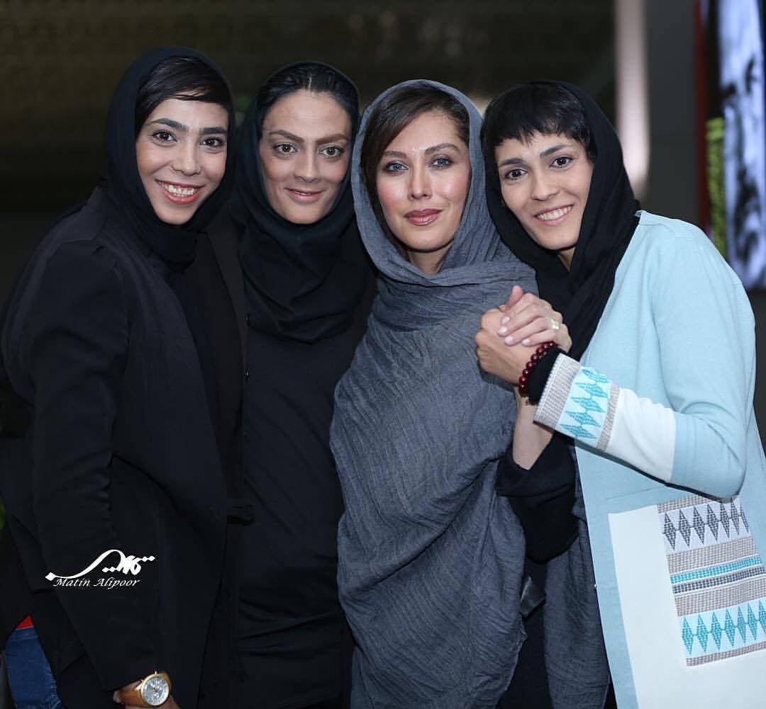 مهتاب کرامتی در کنار خواهران منصوریان/عکس