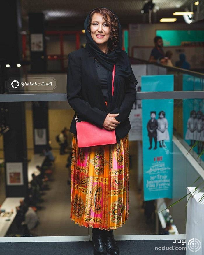 پوشش عجیب خانم بازیگر در جشنواره فیلم فجر + عکس