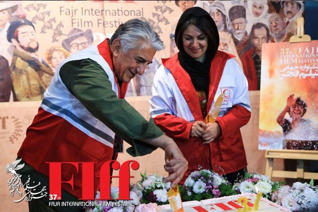 رضا کیانیان و ستاره اسکندری در لباس امدادگران هلال احمر+عکس