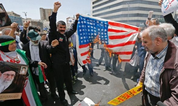 توافق واشنگتن و  تهران چه کسانی را نگران می‎کنند؟|چه کسی خواستار حمله نظامی آمریکا علیه ایران است؟