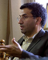 پاسخی به کاتوزیان