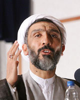 نشاط سياسي جامعه با وجود گروه‌هاي سياسي فعال تحقق مي‌يابد