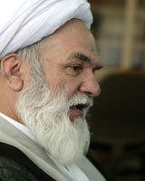 مصباح یزدی در چارچوب جامعه مدرسین فعالیت می کند