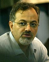 ماندن آصفی جای تعجب داشت