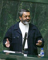 استیضاح اولین وزیر احمدی‌نژاد رای نیاورد