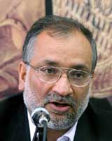 مواضع احمدی‌نژاد تفرقه‌ساز است