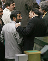 احمدی‌نژاد استیضاح نمی‌شود