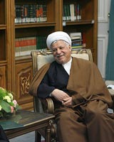 هاشمی‌: غرب تندروی نکند