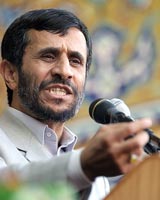 انتقاد یک دیپلمات از تصمیم شخصی احمدی‌نژاد