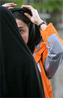 مبارزه ادامه دارد