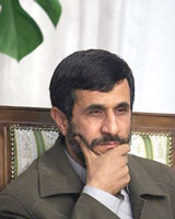 احمدی‌نژاد «سقراط» زمانه است