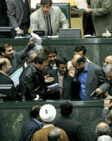 کت و شلوار متبرک حاج محمود احمدی نژاد!