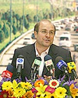 قالیباف عازم داووس شد