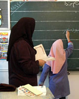 اخراج یا کسر حقوق نیمی از معلمان حق‌التدریس