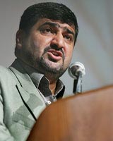 قرار نیست با افزایش تورم حقوق کارمندان و کارگران را اضافه کنیم