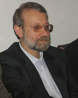 پی گیر استیضاح احمدی‌نژاد نیستم