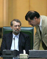 اختلاف لاریجانی و باهنر برای تركیب كمیسیون ها