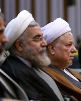 روزنامه ایران برنامه تخریب را کلید زد