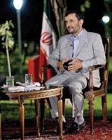 رئیس جمهور، در حال تشریح طرح تحول اقتصاد