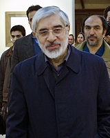 «اطلاع» جمهوری اسلامی از کاندیداتوری میرحسین موسوی