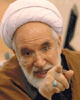 کروبی: در برابر نیروهای خودسر می‌ایستم