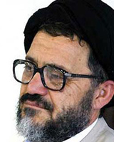 اکرمی: کاندیداتوری روحانی بسیار پسندیده است