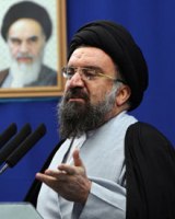 خطیب نمازجمعه:تودهنی محکمی به سفیر انگلیس زدم 