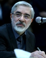 موسوی: مگر سرمايه‌گذار خارجی ديوانه ‌است که اينجا سرمايه‌گذاری کند؟‌
