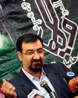 کنفرانس خبری محسن رضایی در جریان انتخابات نهمین دوره ریاست‌جمهوری، خرداد 84/ عکس: Corbis