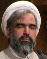 اتهام حسینیان به دولت‌های گذشته مبنی بر استفاده انتخاباتی از اموال عمومی