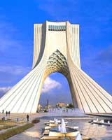 افتتاح دو نمایشگاه عکس و نقش برجسته در برج آزادی
