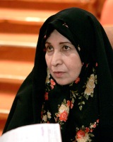 رهنورد: دولت باید لایحه‌ای بدهد که نصف نمایندگان مجلس زن باشند