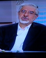 ضربه‌فنی شدن احمدی‌نژاد در مناظره موسوی و کروبی