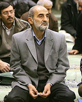 شریعتمداری: آقای کروبی در فیلم خود نقشی نداشتید
