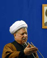 ستادنمازجمعه: وزیراقتصاد در نمازجمعه سخنرانی نمی‌کند
