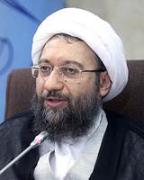 آیت‌الله لاریجانی: پخش نکردن نام و مشخصات متهم نص صریح قانون است