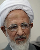 کناره‌گیری آیت‌الله جوادی آملی از امامت جمعه قم