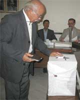 انتخابات کانون وکلا - عکس تزئینی است