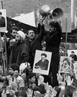 15 بهمن و تشکیل دولت موقت